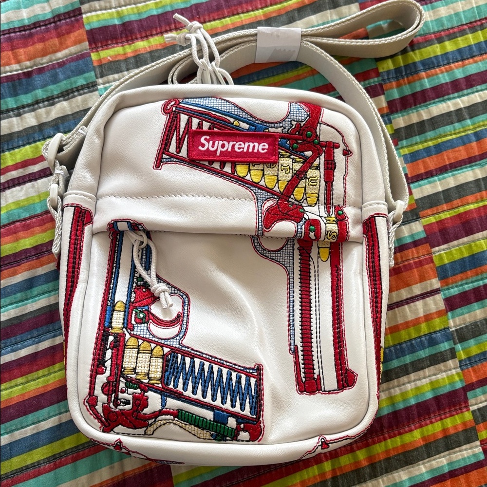 Sale Supreme Guns Embroidered Leather
Shoulder Bag New in bag